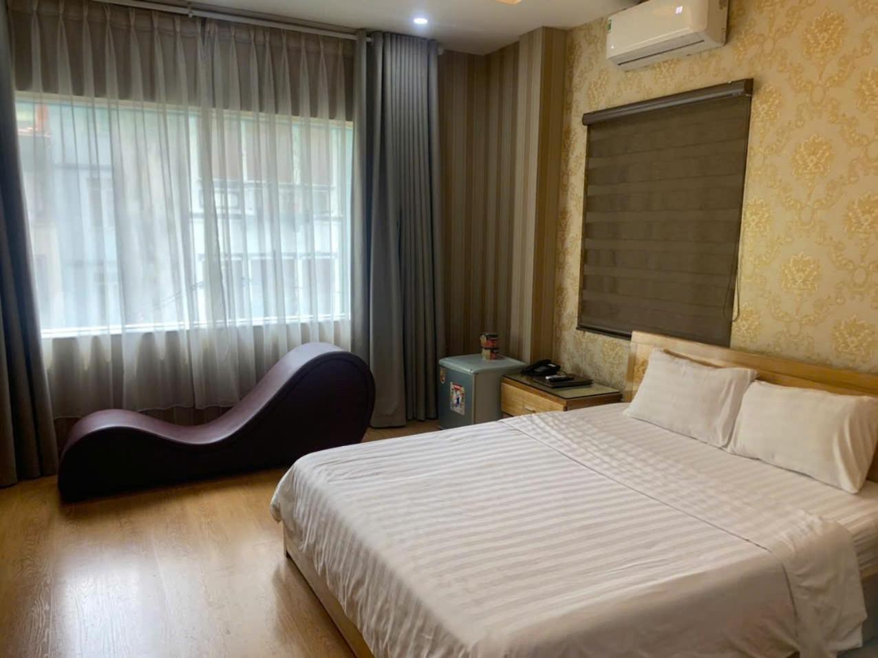 Venus Hotel Ha Noi ฮานอย ภายนอก รูปภาพ